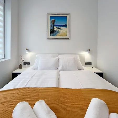 Bluna Apartamento *
